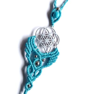 Collier fleur de lotus, micro macramé, bleu turquoise