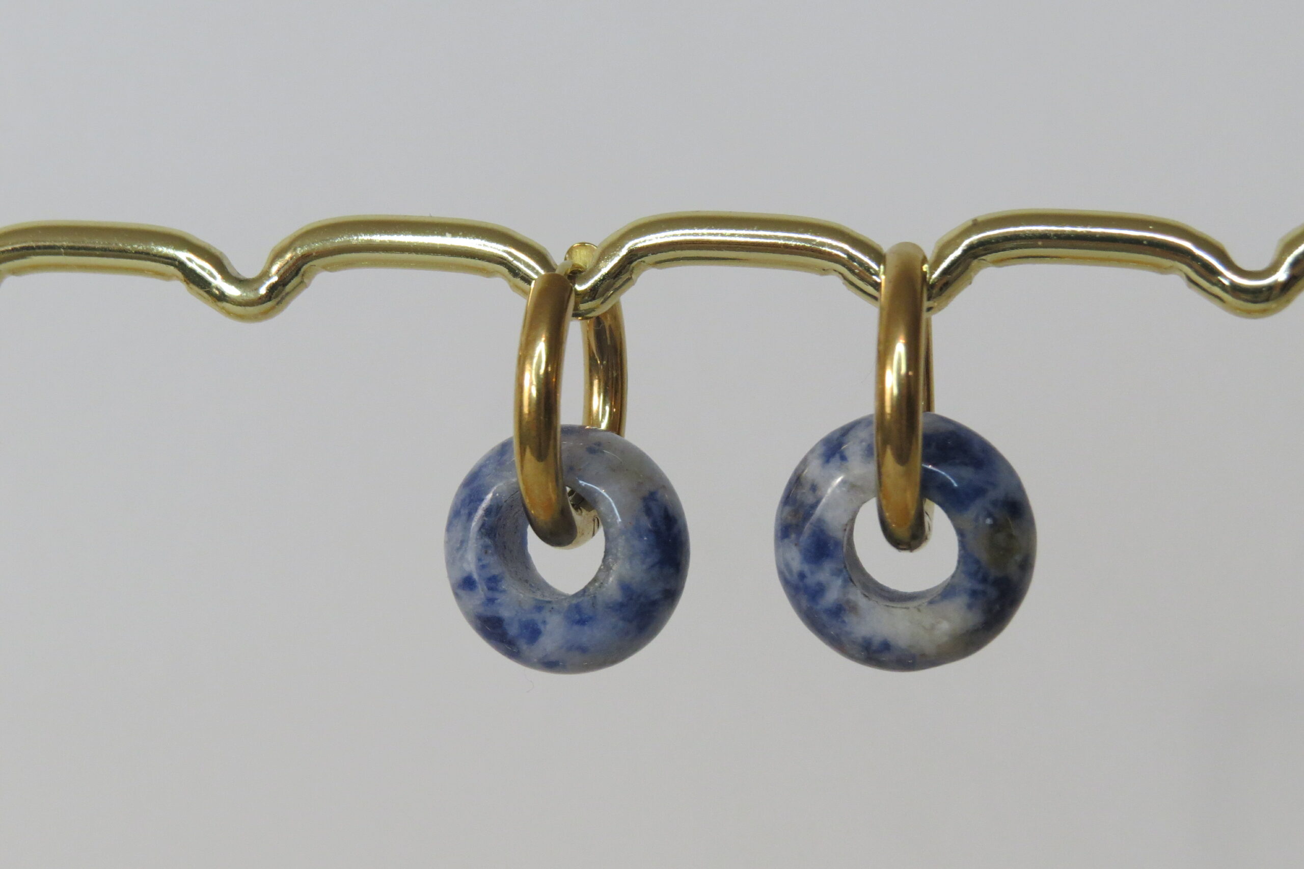 Boucles d’oreilles en sodalite et acier inoxydable – Image 2