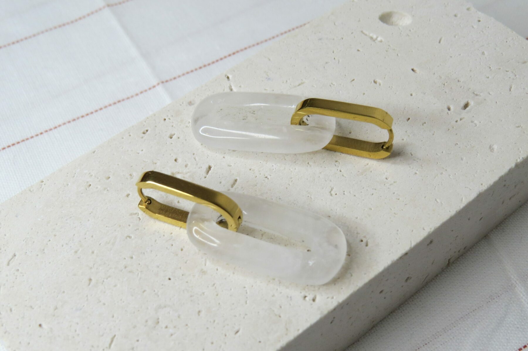 Boucles d’oreilles en quartz et acier inoxydable