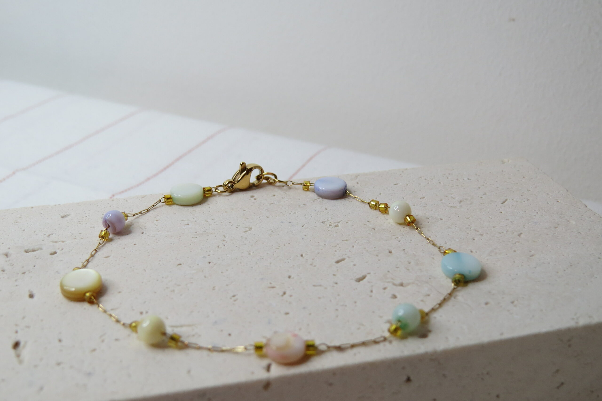 Bracelet nacre et fermoir acier inoxydable – Image 2