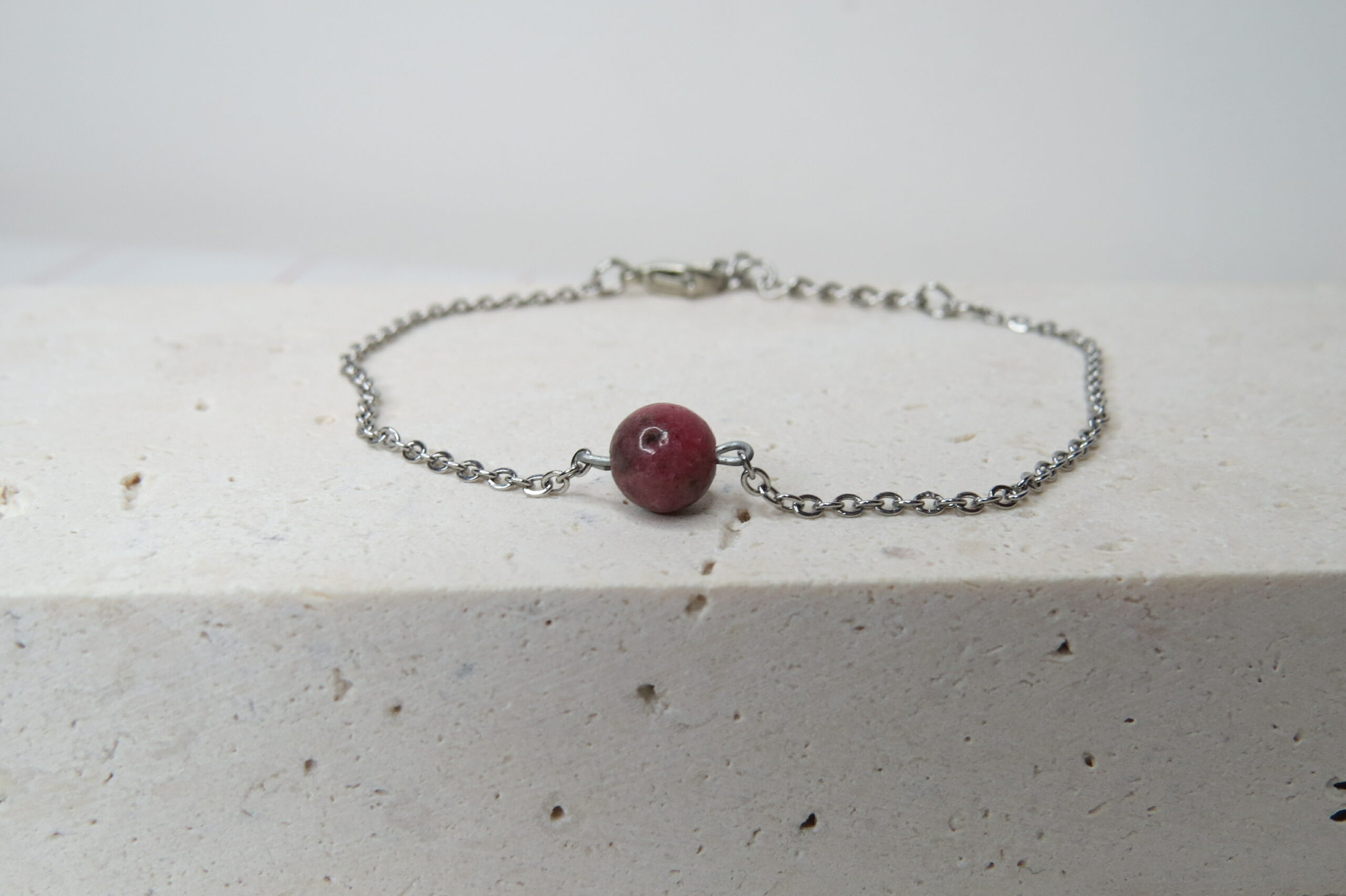 Bracelet pierre de rhodonite et acier inoxydable – Image 2