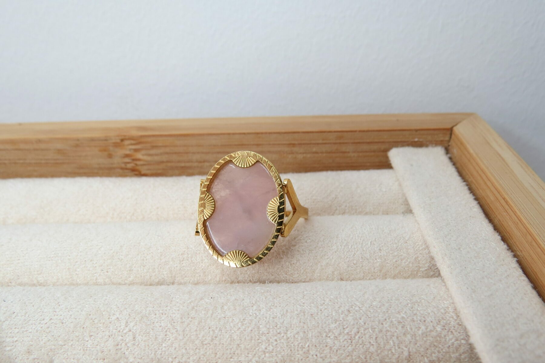 Bague Clytemnestre _ Quartz rose et acier inoxydable – Image 2