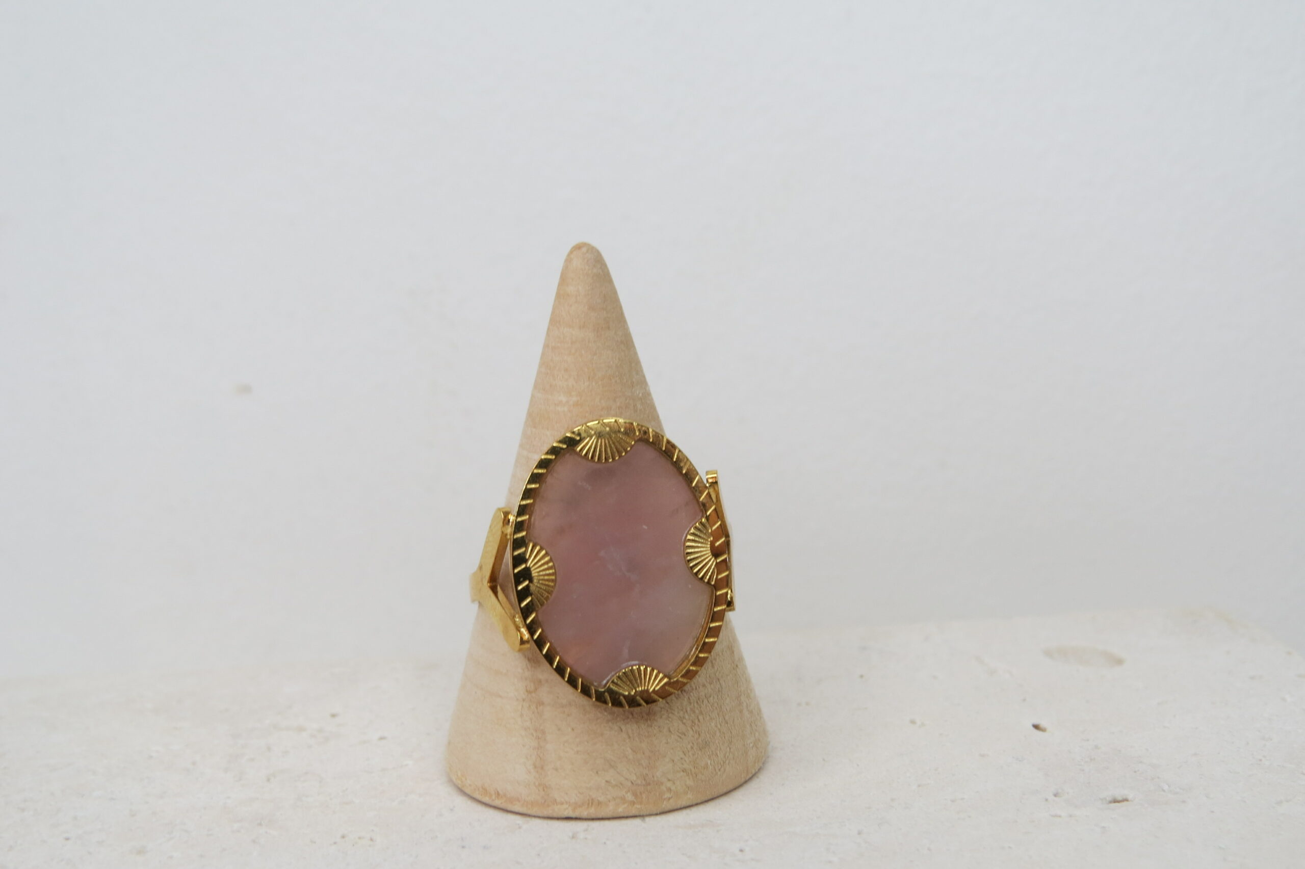 Bague Clytemnestre _ Quartz rose et acier inoxydable