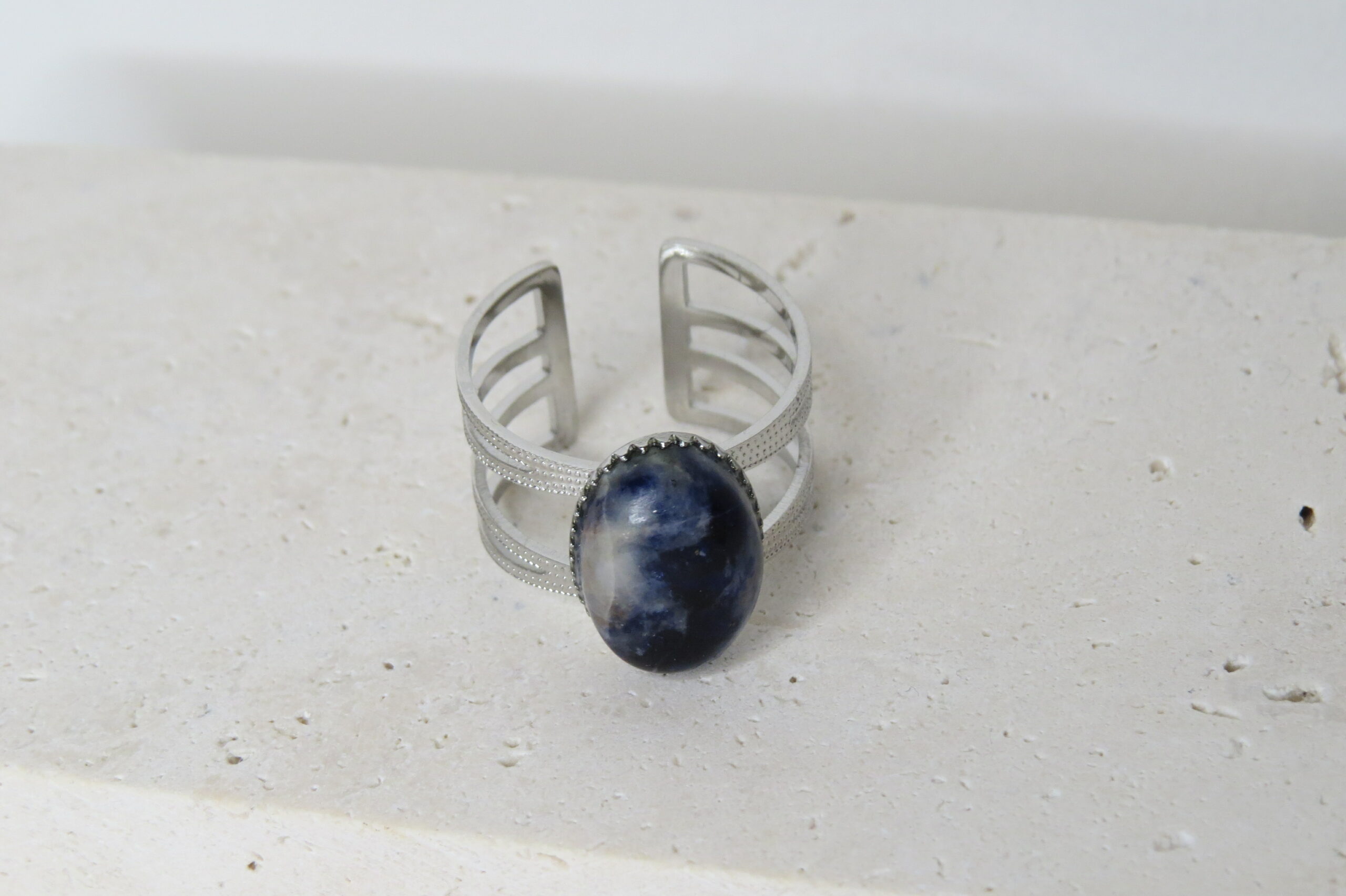 Bague _ Sodalite et acier inoxydable