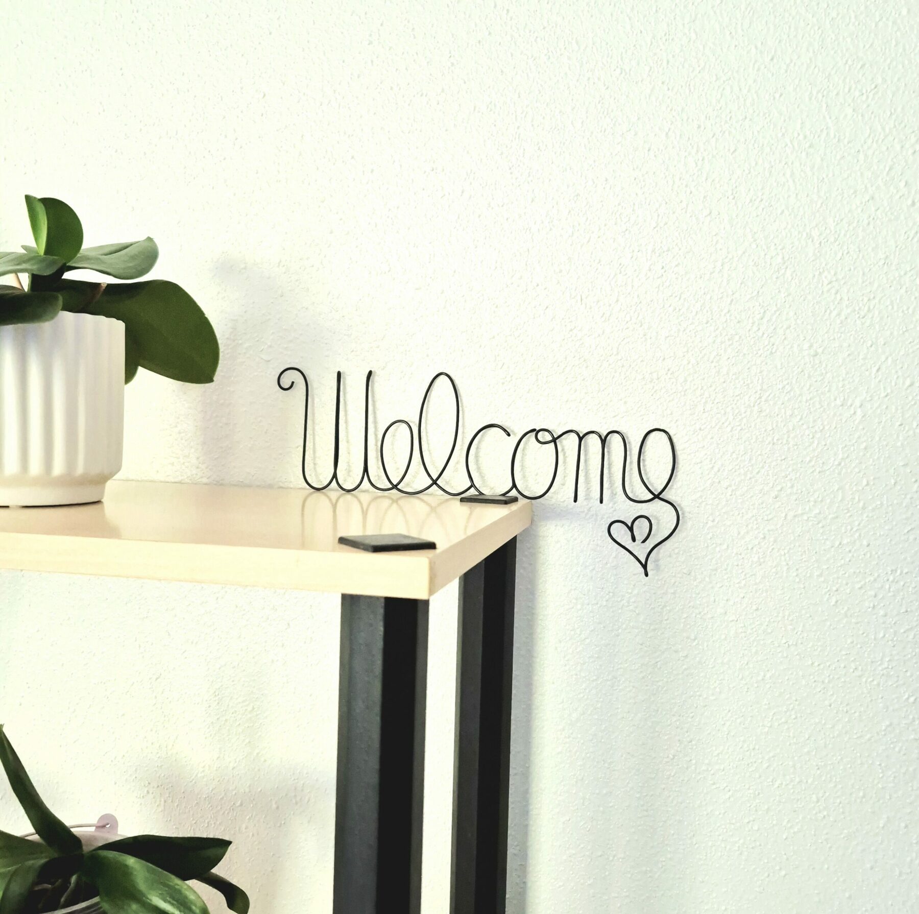Mot Welcome en fil d'aluminium, décoration murale à accrocher – Image 2