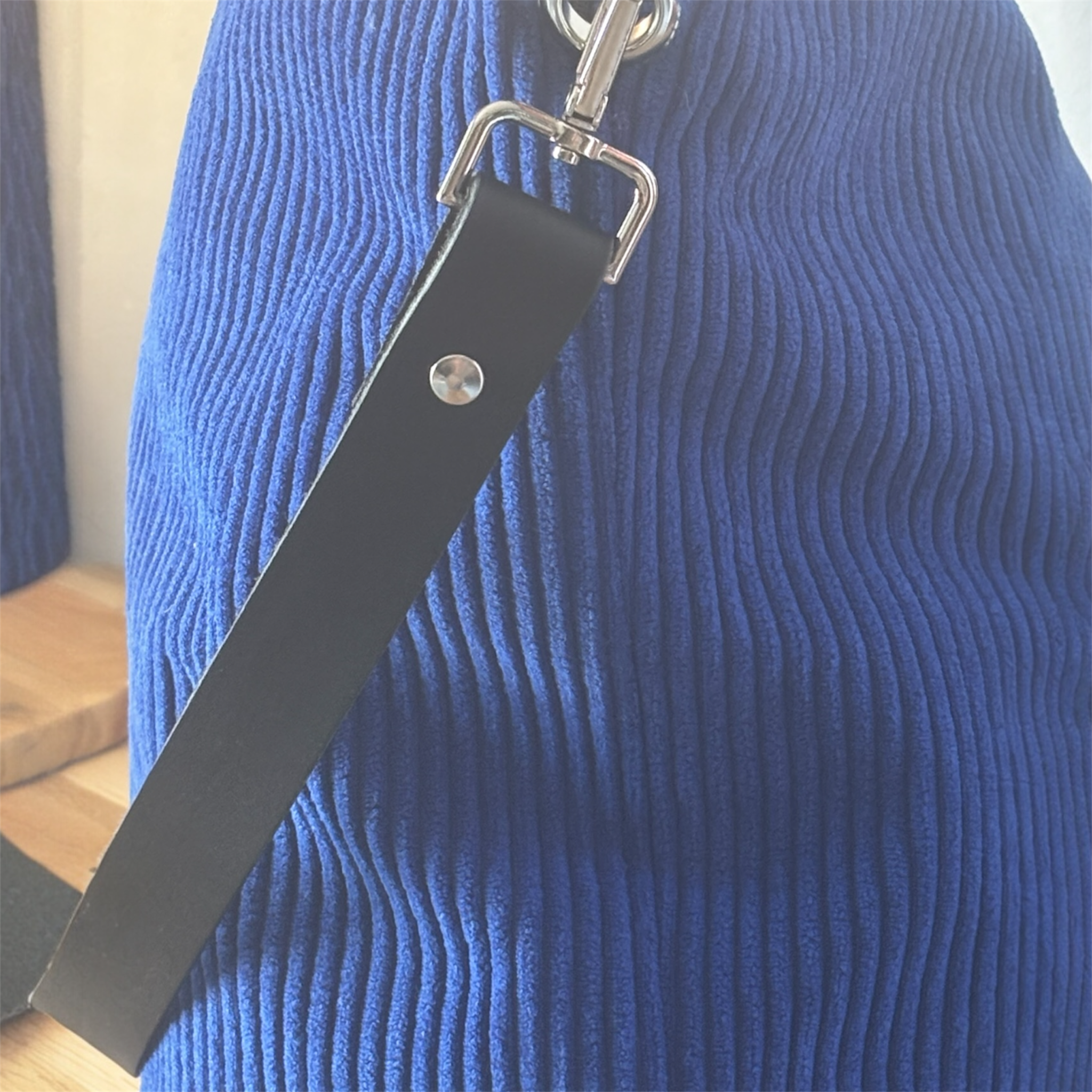 Sac Cabas Femme en Velours Côtelé Bleu roi – Création Artisanale Française – Image 3