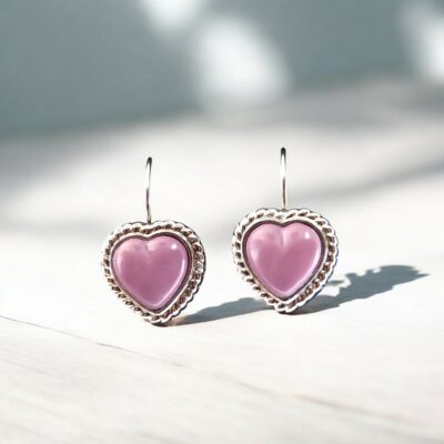 Boucles d'oreilles coeurs violets