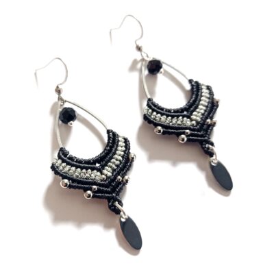 Boucles d'oreilles, micro macramé, noir et gris, acier inoxydable