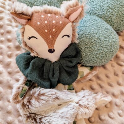 Doudou Biche personnalisé en double gaze & fourrure
