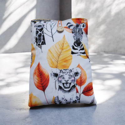 Pochette livre imperméable fait main – Liseuse & tablette – Motif savane – 2 tailles