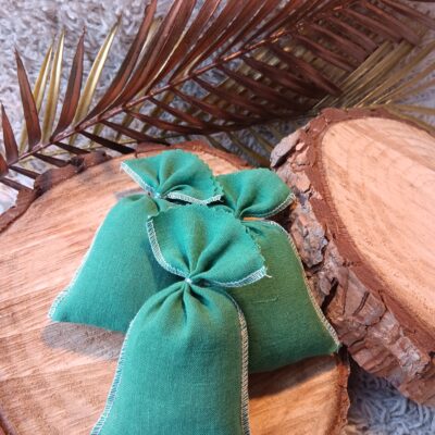 Lot 3 sachets de lavande bio en lin, couleur vert.