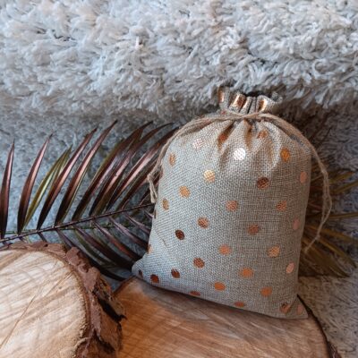 Sachet de lavande bio 240 gr, jute écru, motif à pois or.
