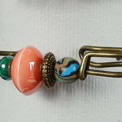 Broche Corail et Vert Sarcelle Bohème Chic – Bijou upcyclé, style bohème chic.