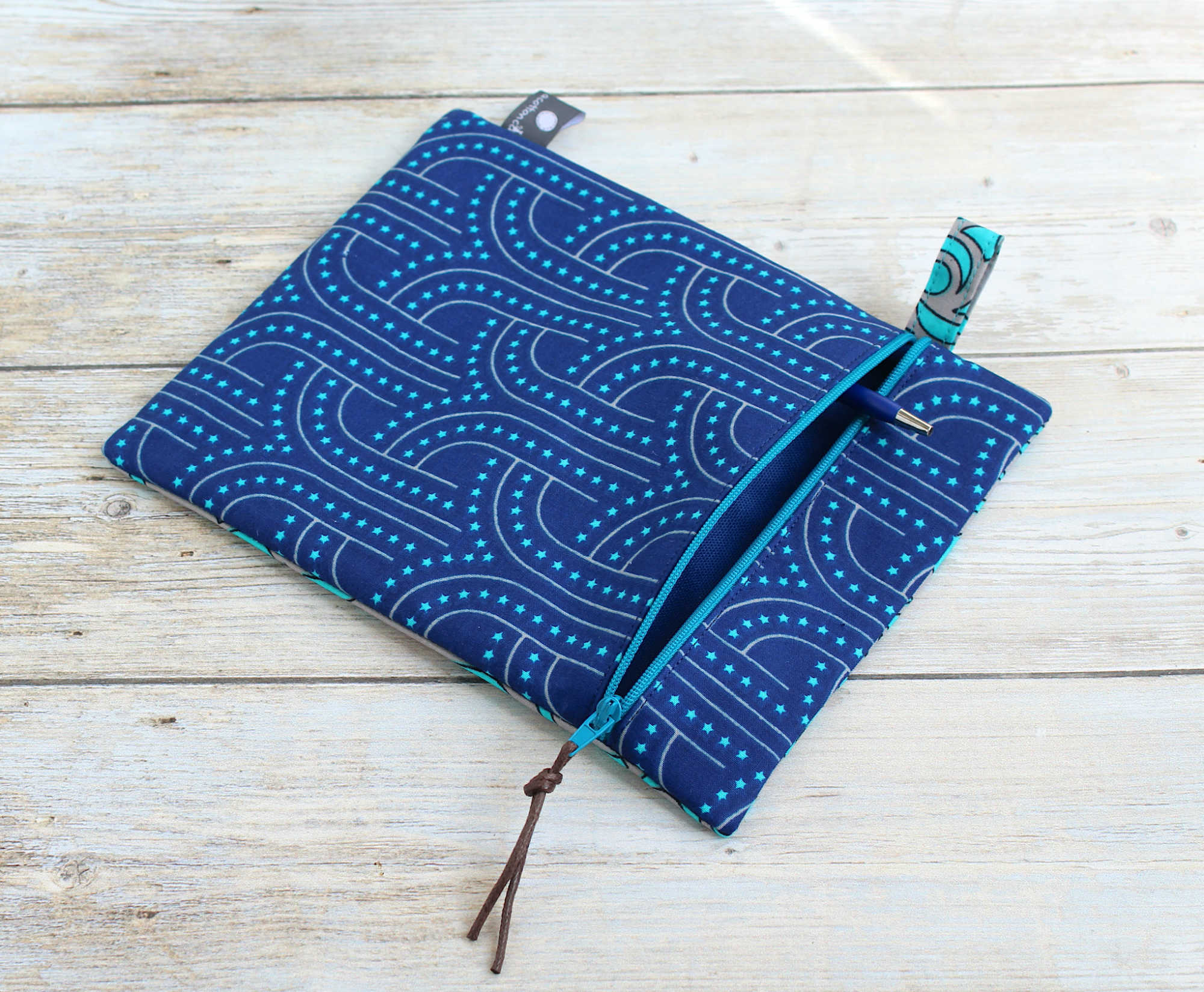 pochette wax zip plate