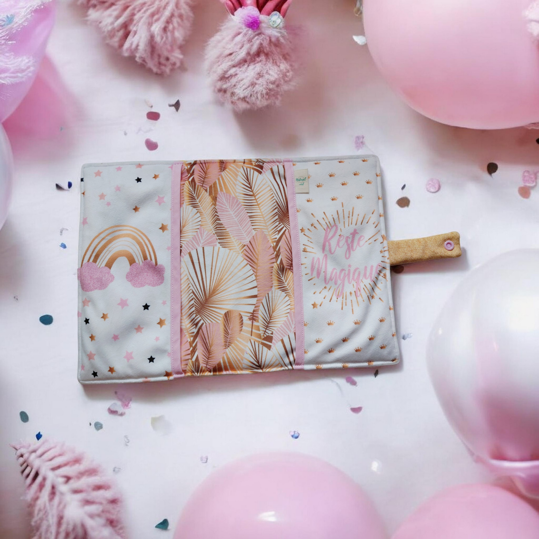 Protège carnet de santé bébé en velours fait main – Cadeau de naissance artisanal avec motif renard – Housse carnet de santé douce et pratique – Image 3
