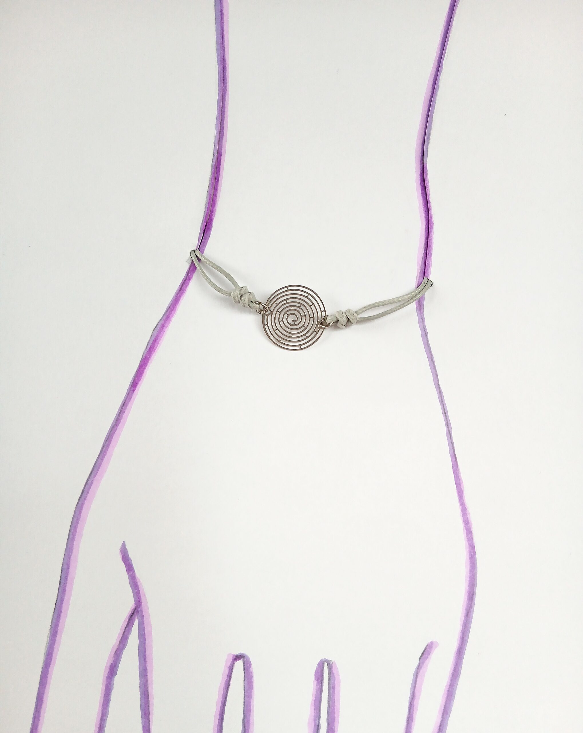 Bracelet pièce unique motif labyrinthe lacet ajustable