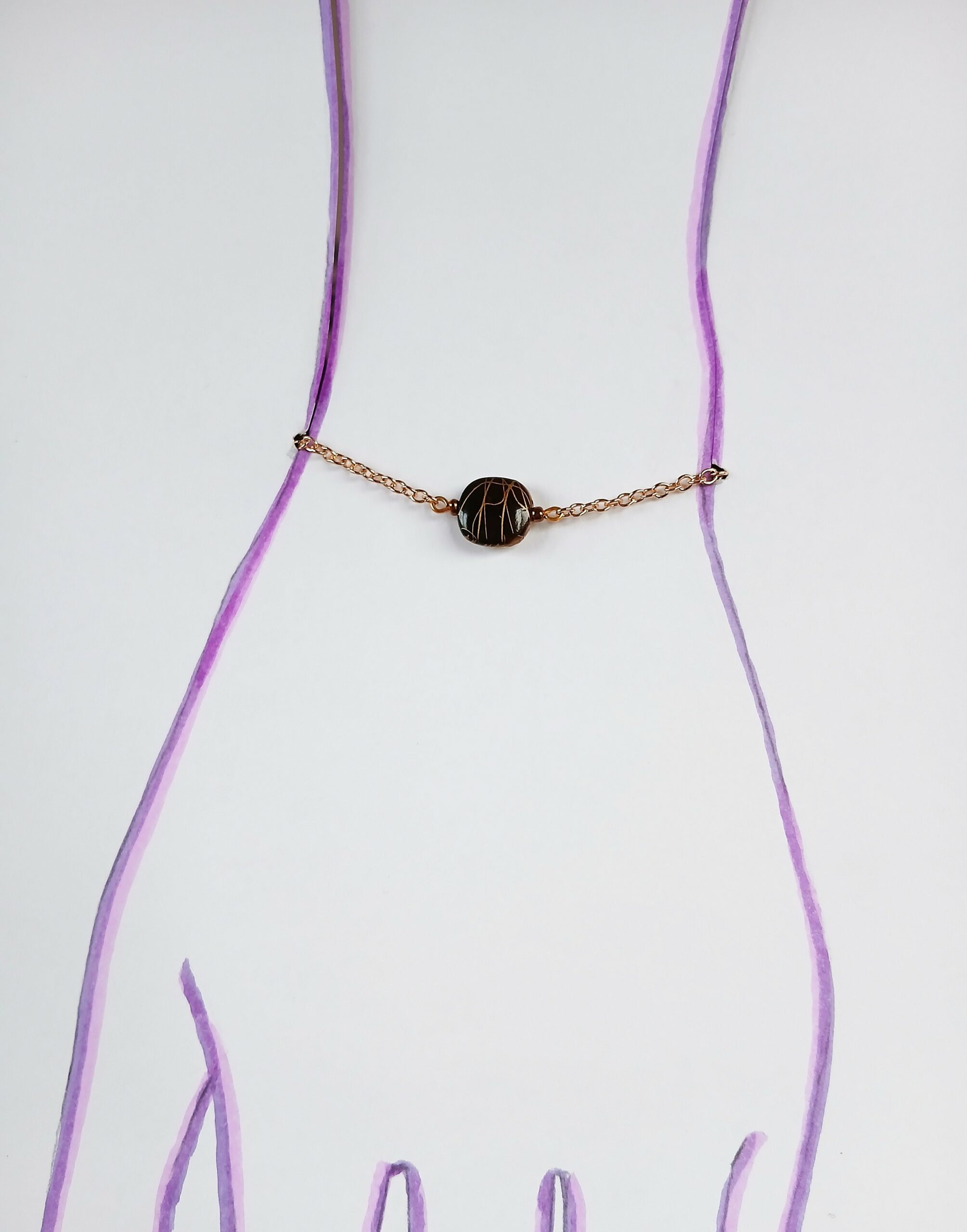 Bracelet upcyclé pièce unique chaine dorée perle brun mordoré