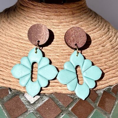 Boucles d’oreilles « Soléa Bohème », en pâte polymère vert clair