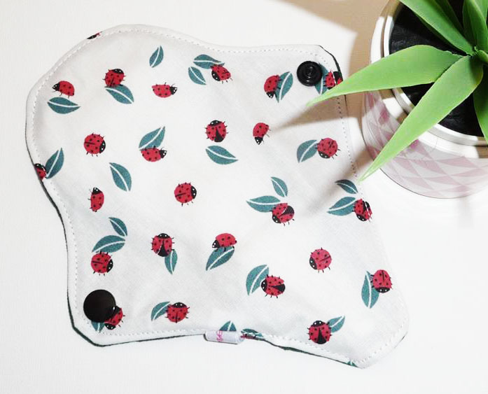 Protège-string lavable COCCINELLE (Mini & discret - 16 cm) - Zéro déchet - protège-tanga ado fille - femme