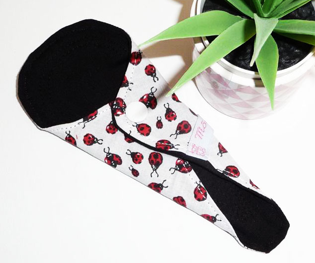 Protège-string lavable COCCINELLE (Mini & discret - 16 cm) - Zéro déchet - protège-tanga ado fille - femme