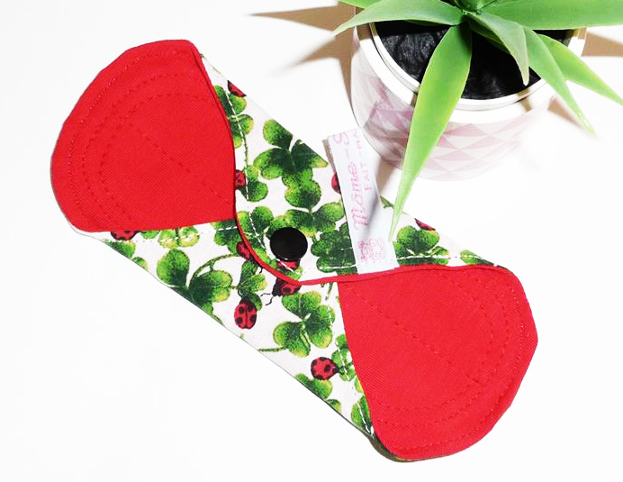 Protège-slip lavable COCCINELLE (Mini & discret : 16 cm) - Zéro déchet - PSL - Protège-slip en coton ado fille femme - Hygiène intime féminine