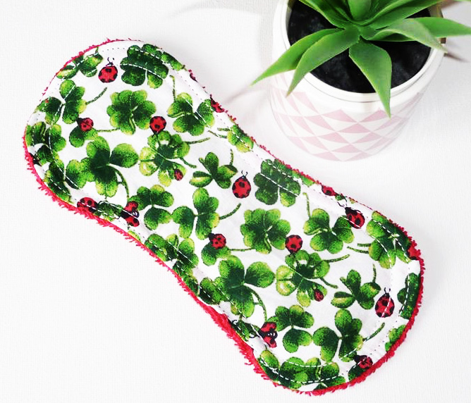 Protège-slip lavable sans ailettes COCCINELLE (Fin & discret : 19 cm) - Zéro déchet - PSL - Protège-slip en coton ado fille femme - Hygiène intime féminine