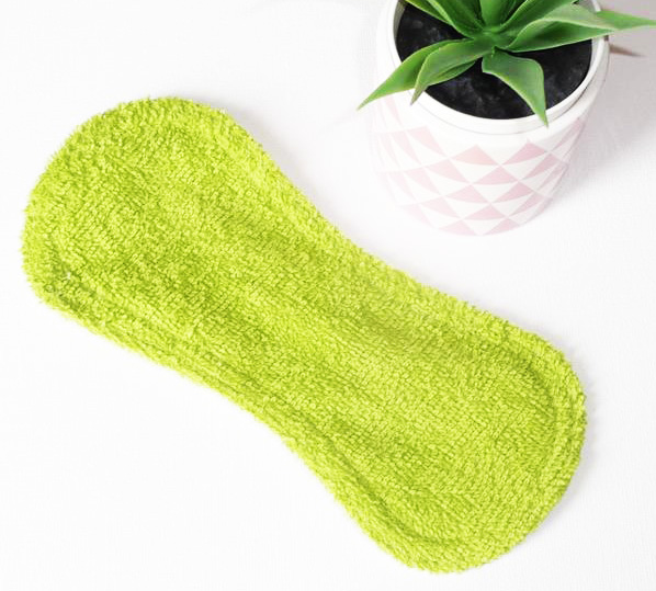 Protège-slip lavable sans ailettes COCCINELLE (Fin & discret : 19 cm) - Zéro déchet - PSL - Protège-slip en coton ado fille femme - Hygiène intime féminine
