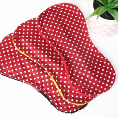 Protège-slip lavable sans ailettes PETITS POIS (Fin & discret : 19 cm) - Zéro déchet - PSL - Protège-slip en coton ado fille femme - Hygiène intime féminine