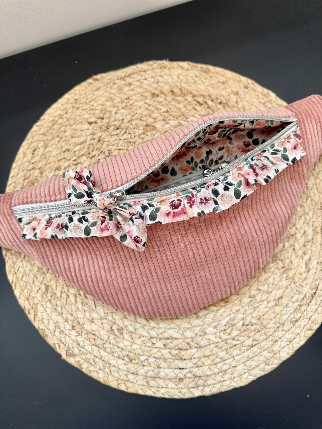 Sac banane à volant