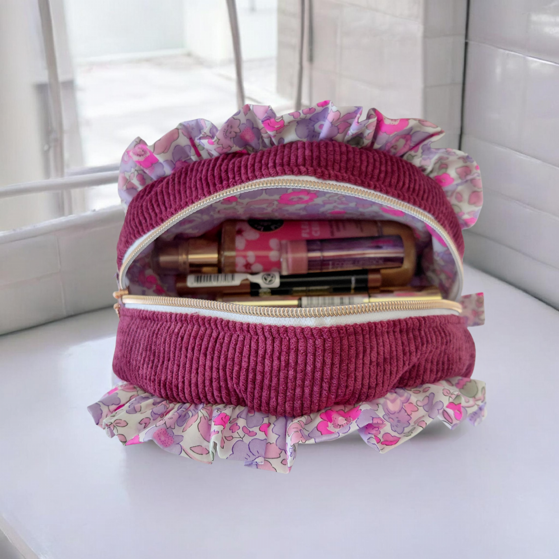 Trousse demi-lune brodée “Je t'aime maman” – Image 3