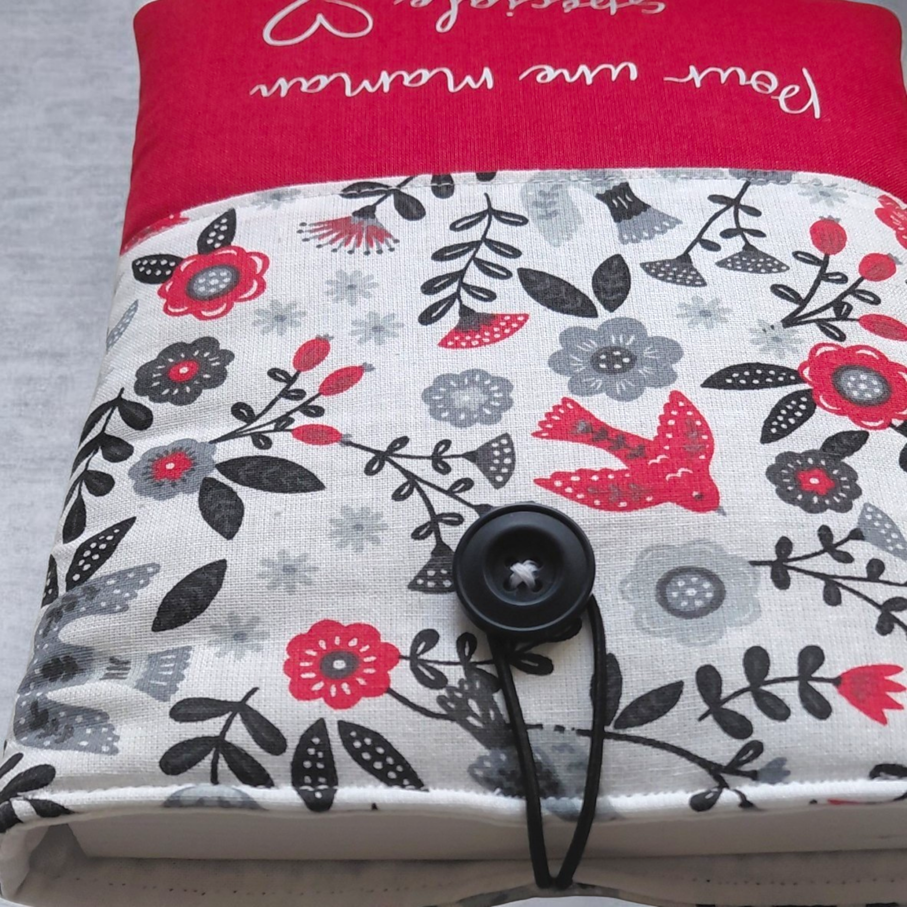 Pochette livre personnalisée – Protège livre, tablette ou liseuse – Cadeau fête des mères – Housse molletonnée en coton – Image 2