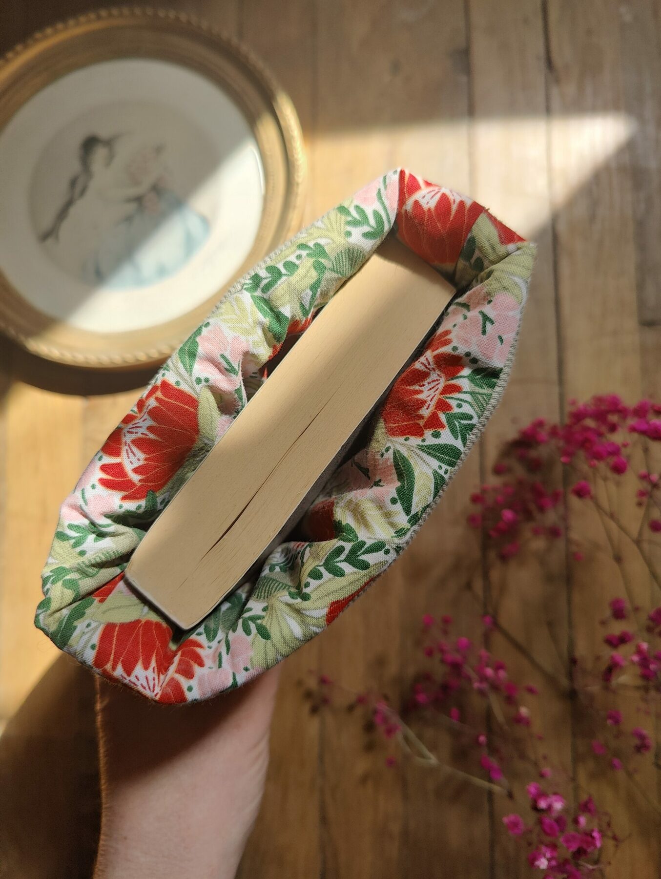 intérieur pochette à livre