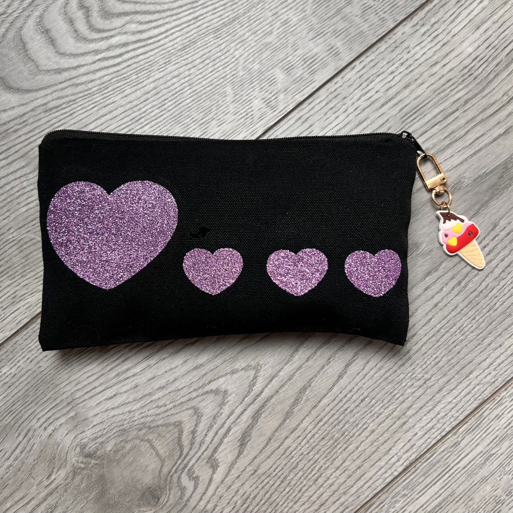 Trousse noire « Attachiante » – Image 2