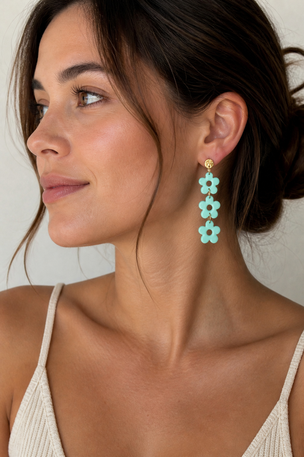 Boucles d’oreilles « Trioflora » en pâte polymère vert pastel – Image 4