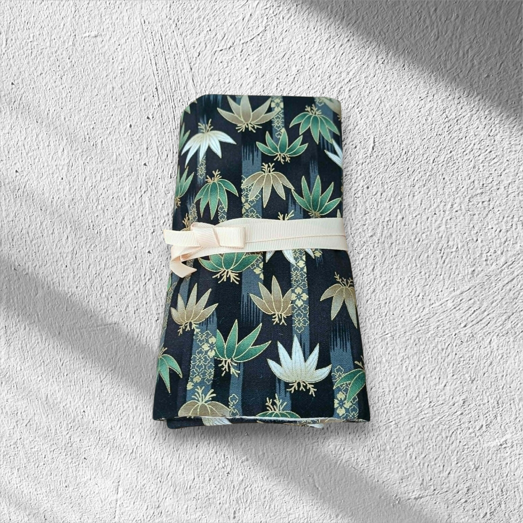 Pochette à bijoux de voyage pour transporter et ranger vos bijoux sans les mélanger. – Image 11