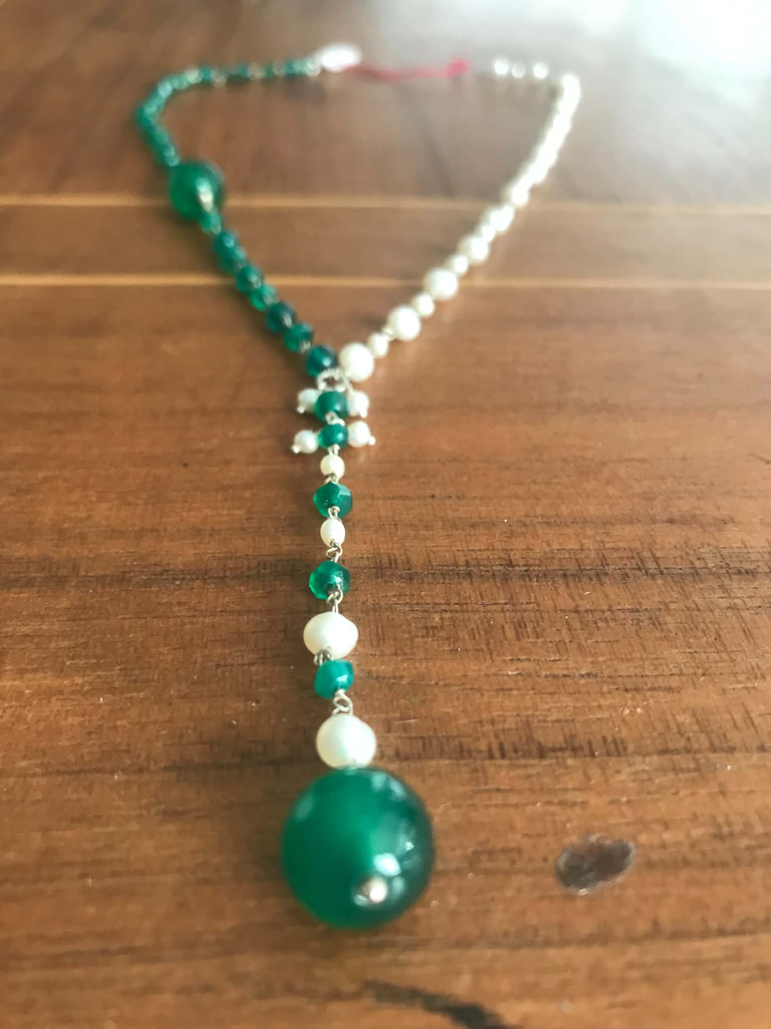 Collier en Argent 925, Perles de Culture et Onyx Vert, Collection "Quelque chose de Royal..." – Image 4
