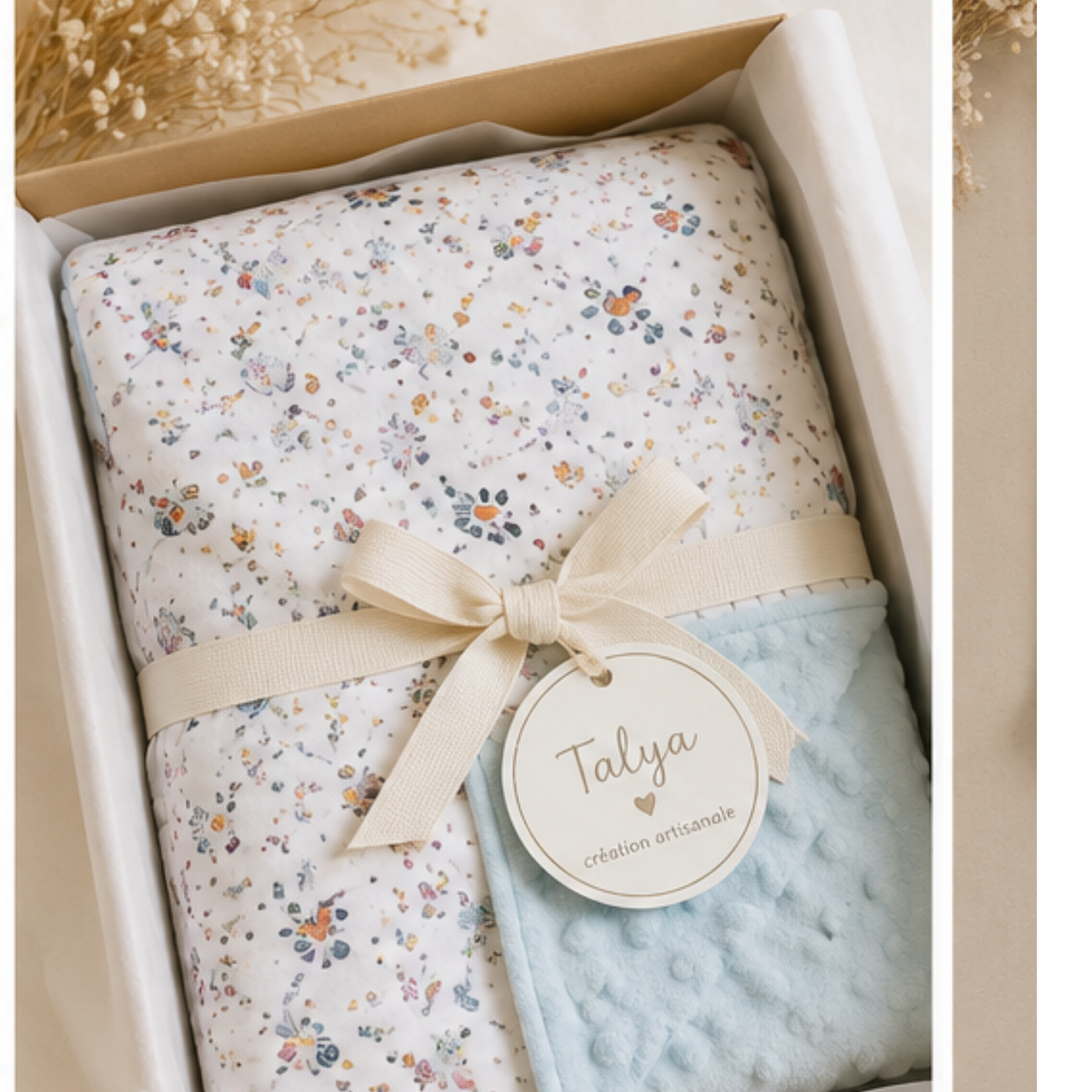 Couverture bébé réversible en coton matelassé et Minky bleu ciel – Cadeau de naissance fait main – Image 7