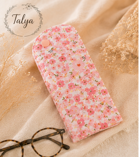Étui à lunettes en coton fleuri rose fait main – Talya Création Artisanale