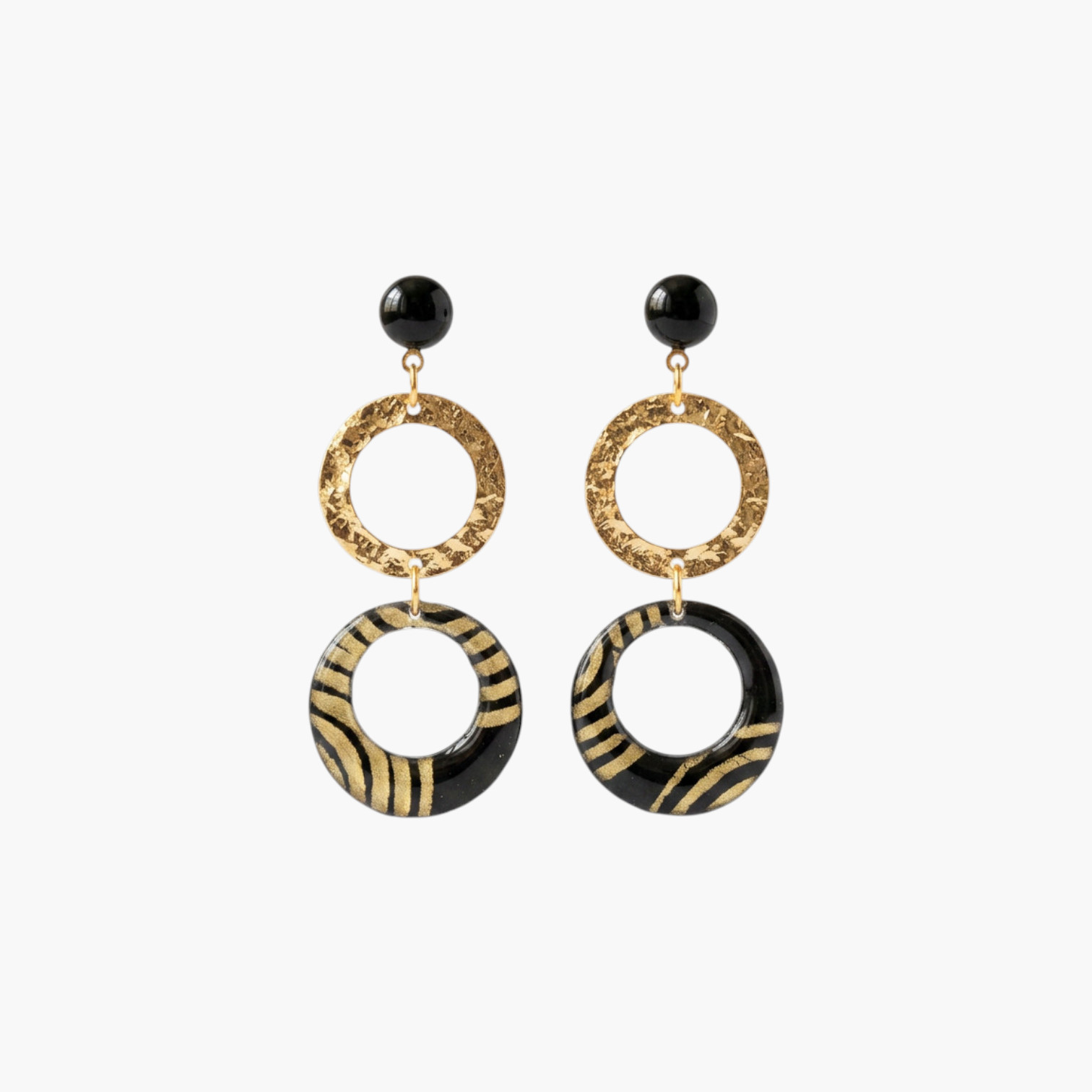 Boucles d'oreilles doubles cercles fait main Nāca — noir & doré – Image 3
