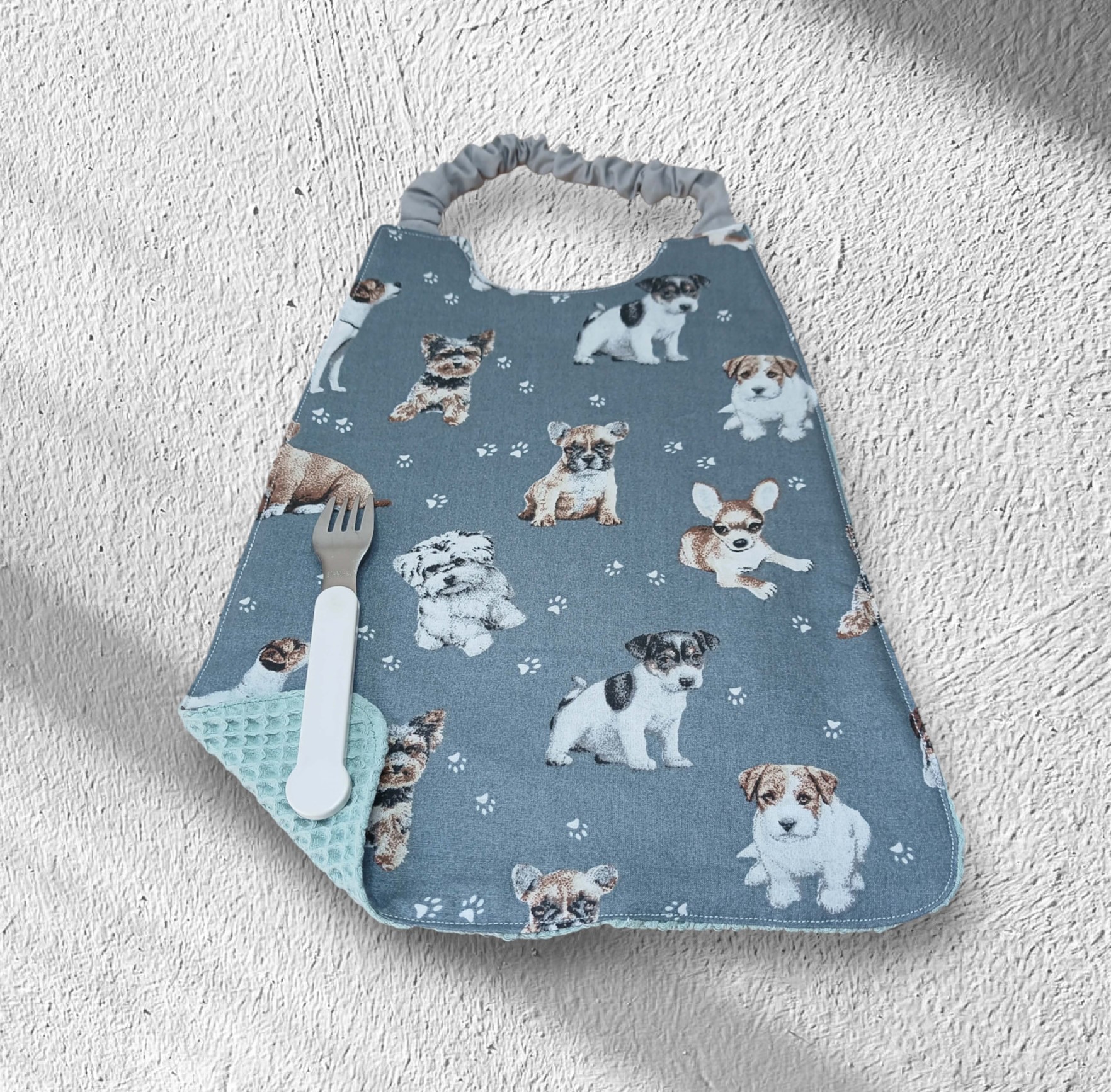 Serviette de table enfant, bavoir maternelle, modèle garçons et animaux au choix – Image 8