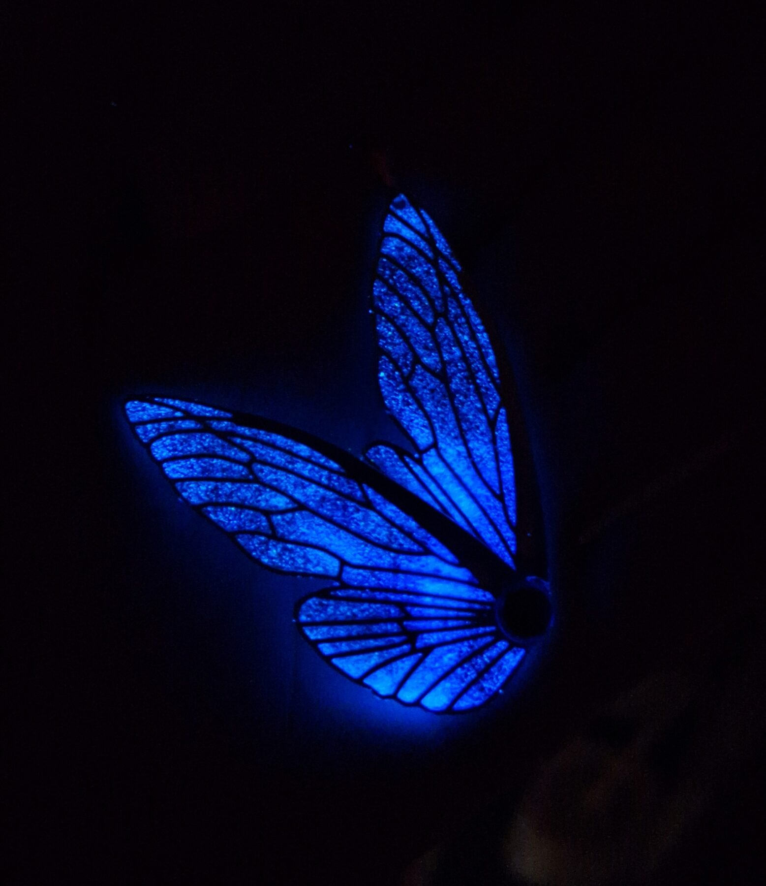 Pendentif Papillon Lumineux UV – Image 2
