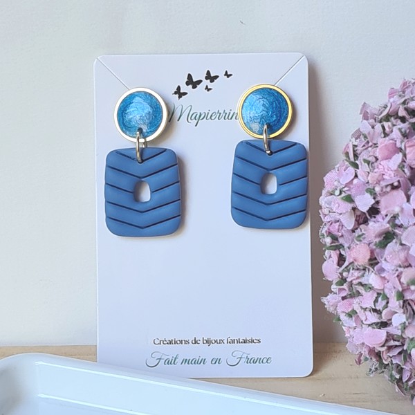 Boucles d'oreille femme fait main en pâte polymère acier inoxydable résine nacrée Bleu jean – Image 2