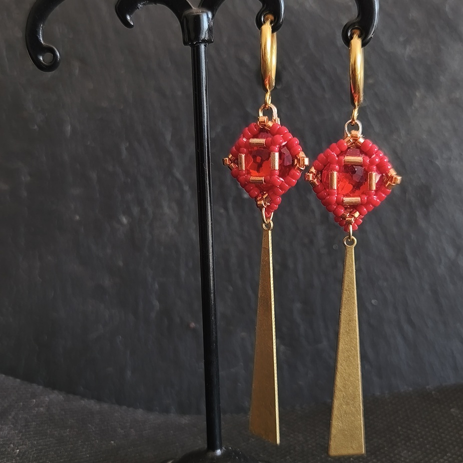 Boucles d'oreilles Gabrielle Rouge – Image 4