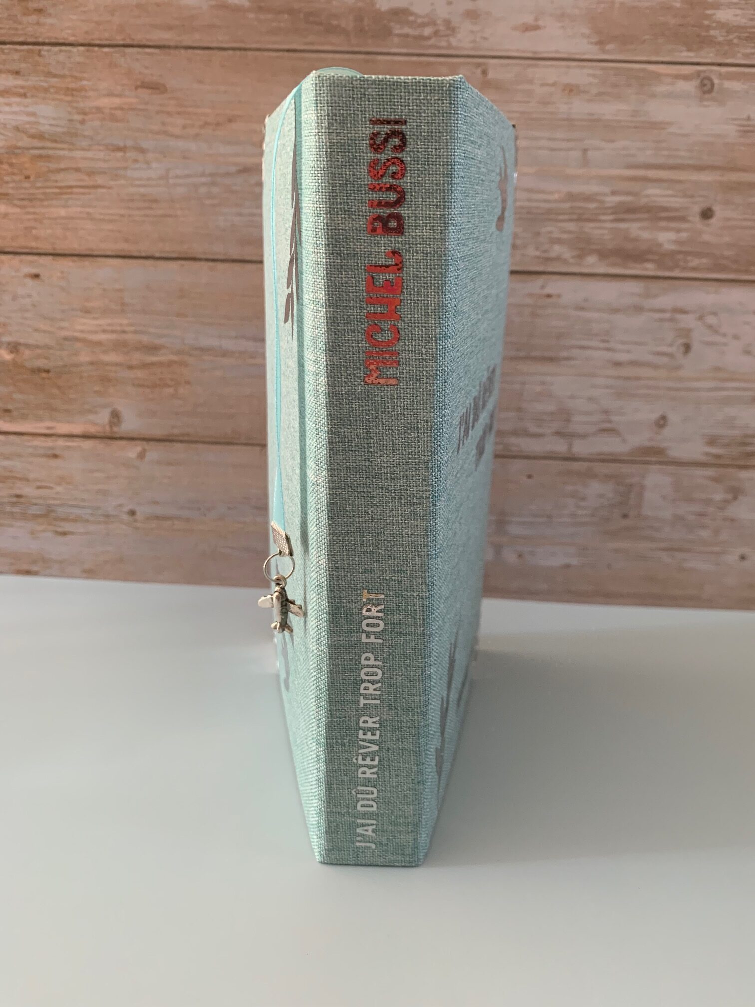Poche relié • J’ai dû rêver trop fort, Michel Bussi – Image 3