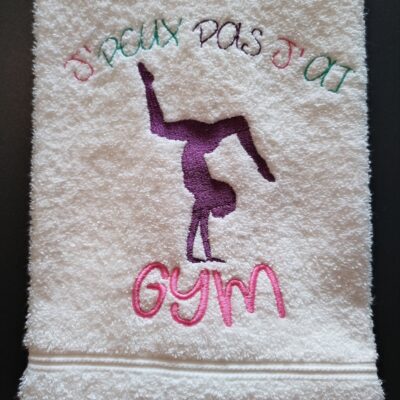Serviette de toilette brodée