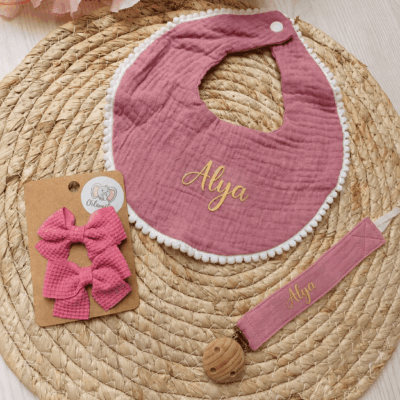 ensemble bébé bavoir barrettes attaches tétine