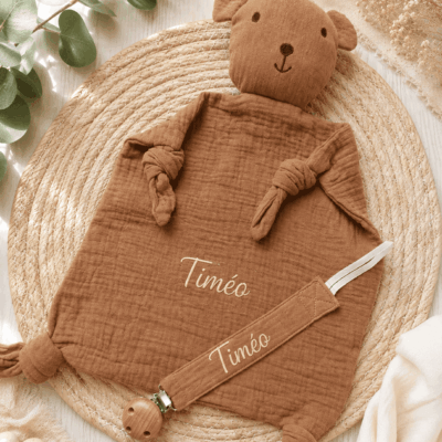 doudou ourson attache tétine marron