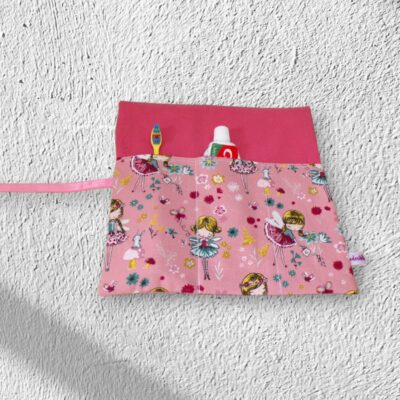 Etui, pochette pour brosse à dents, dentifrice et serviette pour enfants, modèles au choix