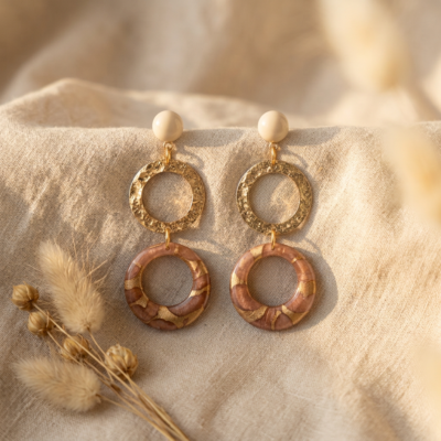 Boucles d'oreilles doubles cercles fait main Nāca — rose poudré & bronze doré