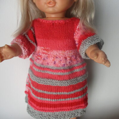 robe,,poupée,Noël,cadeau,tricot,modèle unique,faitmains
